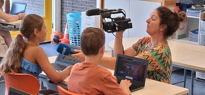 TV Oost op De Buitenspiegel ofwel De Buitenspiegel op RTV Oost - Foto: Ingezonden foto