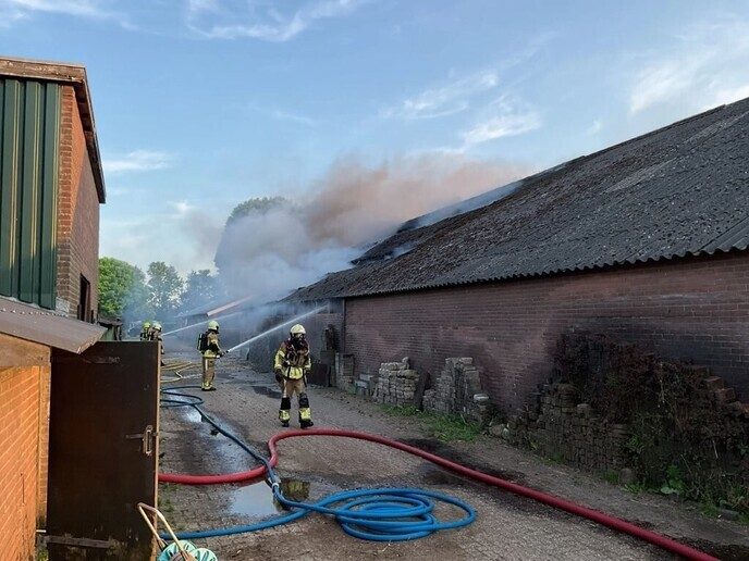 Melding zeer grote brand Lemelerveld - Foto: Ingezonden foto