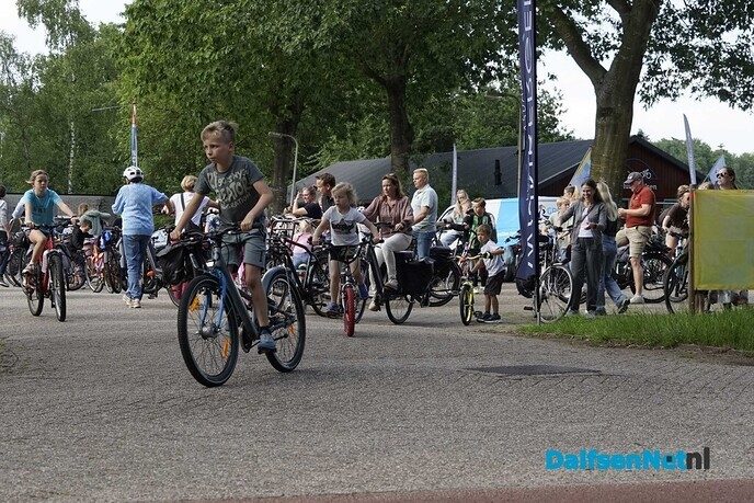 Dag 2 Dalfser Fiets3Daagse - Foto: Paul Scholten