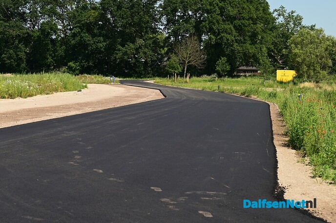 Asfalt voor bouwstraten De Koele II aangebracht - Foto: Johan Bokma