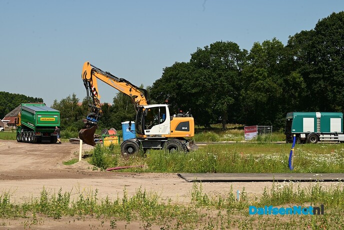 Asfalt voor bouwstraten De Koele II aangebracht - Foto: Johan Bokma
