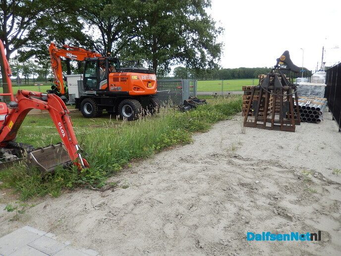 Uitbreiding fietsenstalling station Dalfsen gestart - Foto: Willy