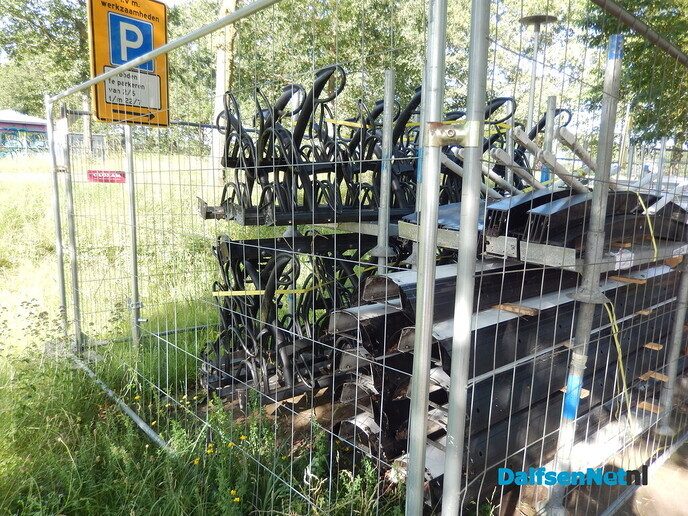 Uitbreiding fietsenstalling station schiet lekker op - Foto: Willy