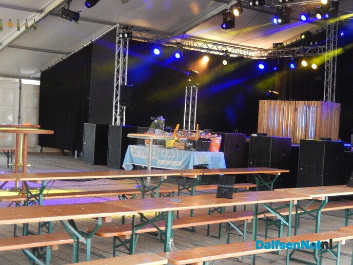 Sproeifeest: morgen de echte opening, vanavond al bingo - Foto: Willy