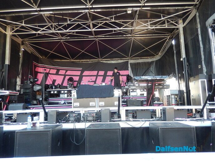 Het sproeifeest is echt begonnen - Foto: Willy