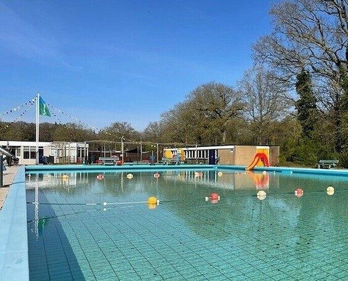 Zwembaden zondag om 10.00 uur open - Foto: Ingezonden foto