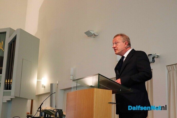 Tijdens de Preek van Leek ontmoeten we de echte burgemeester van Dalfsen - Foto: Art de Ruiter