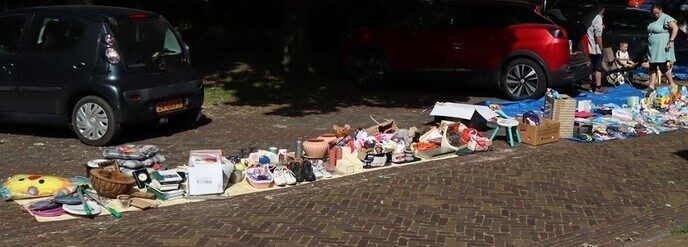 Kleedjesmarkt in Nieuwleusen - Foto: Tygo Bovendorp