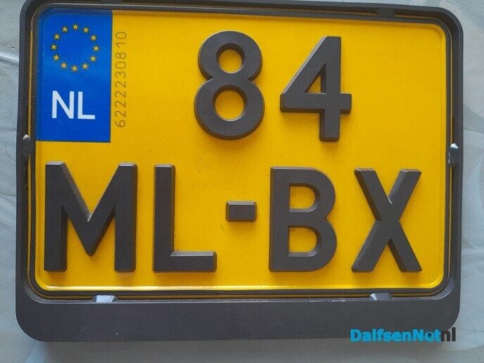 Nummerbord gevonden - Foto: Ingezonden foto