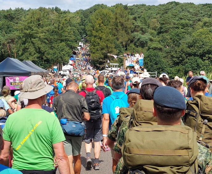Evert Jan Pasman liep vandaag in Groesbeek: en al die anderen ook - Foto: Evert Jan Pasman
