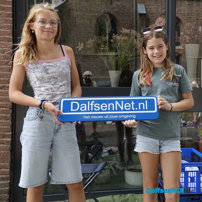 Bordje DalfsenNet op tweede Blauwe Bogen Dag - Foto: Paul Scholten