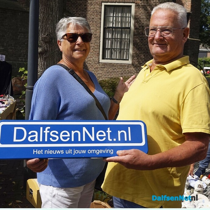 Bordje DalfsenNet op tweede Blauwe Bogen Dag - Foto: Paul Scholten