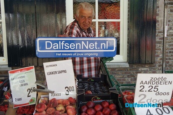 Bordje DalfsenNet op tweede Blauwe Bogen Dag - Foto: Paul Scholten