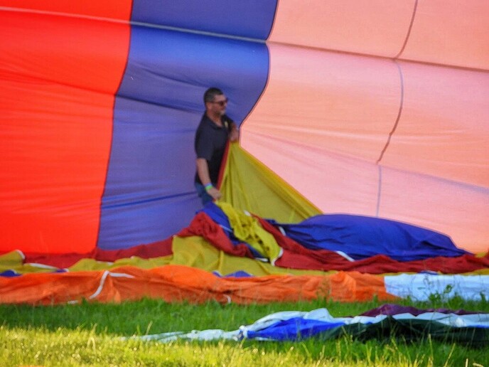 Femmie was op het ballonnenfeestje is Staphorst: nou feestje? - Foto: Femmie Smink