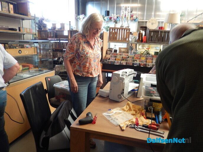 Laatste Repair Café voor de zomer in Dalfsen - Foto: Willy