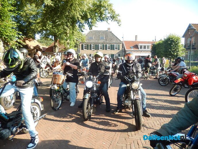Brommers kiek’n in Dalfsen (veel foto’s) - Foto: Willy