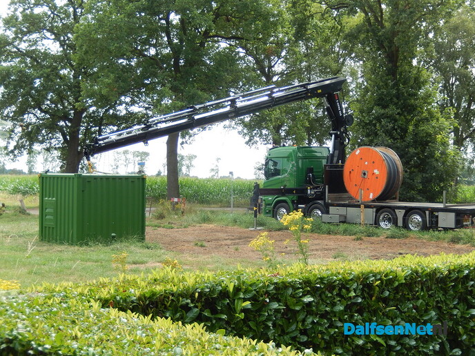 Zo’n lange arm is wel verdraaid makkelijk - Foto: Willy
