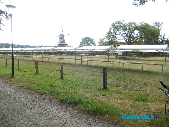 Alles al gereed voor de markt - Foto: Willy