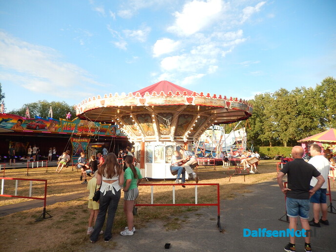 We zouden het bijna vergeten: de kermis! - Foto: Willy