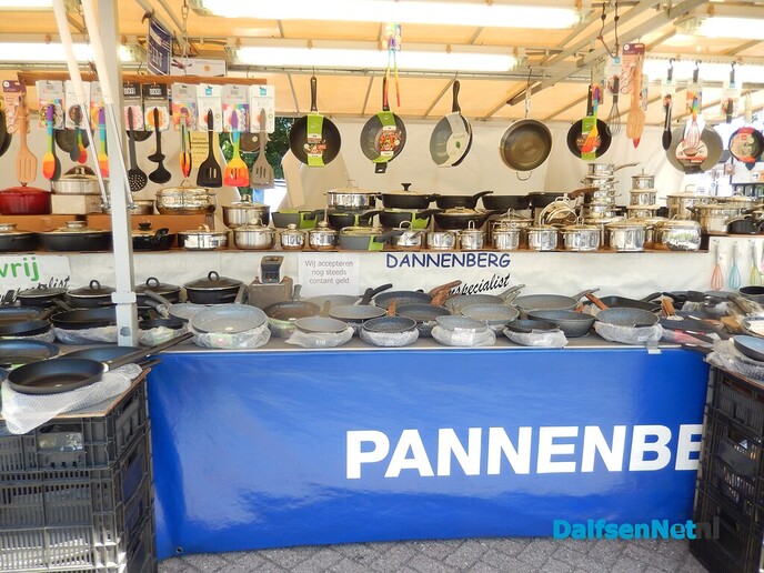 Sallandse roombottermarkt trekt veel bezoekers - Foto: Willy