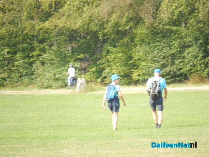 Dorpswandeling deel 2 - Foto: Willy