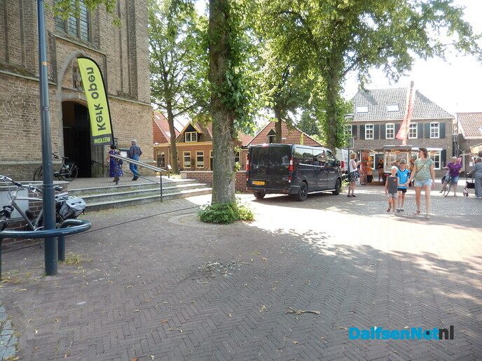 Dorpswandeling op een mooie donderdagmorgen (deel 1) - Foto: Willy