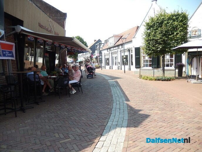 Dorpswandeling op een mooie donderdagmorgen (deel 1) - Foto: Willy