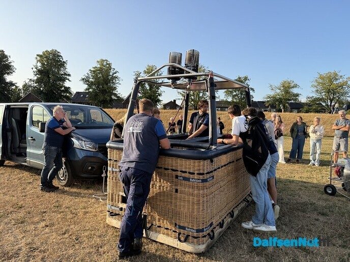 Luchtballonvaart als Bingoprijs stijgt op in Dalfsen - Foto: Ingezonden foto