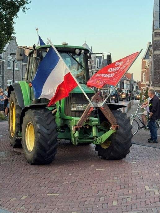 Honderden trekkers, 1 boodschap!