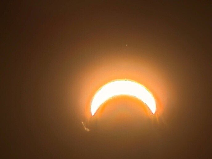 Eclips foto’s van Belgen zelfs - Foto: Ingezonden foto