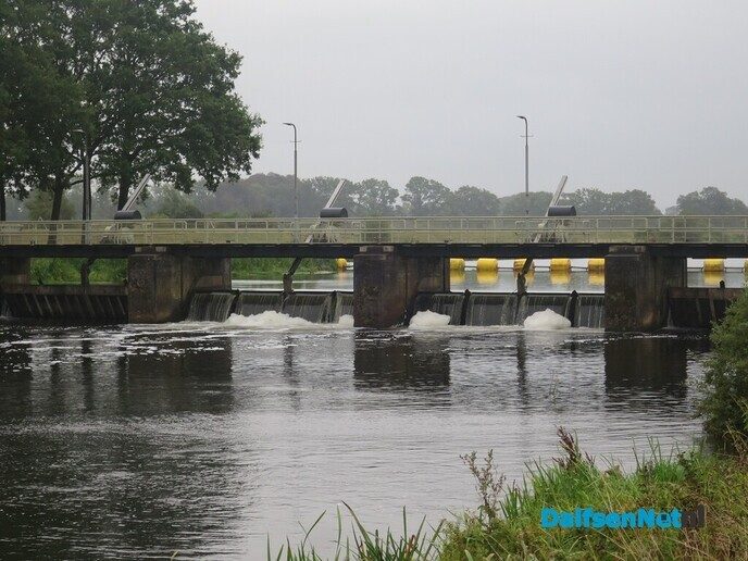 Vanmorgen een vroege wandeling, ondanks dat het al snel begin te miezeren - Foto: Wim
