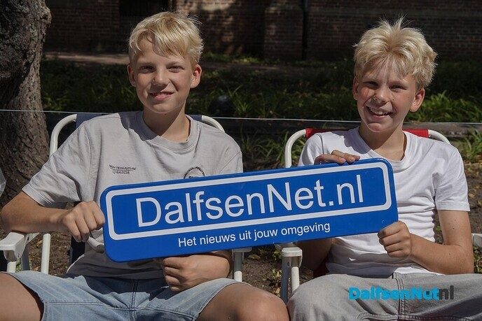 Bordje DalfsenNet op derde Blauwe Bogen Dag - Foto: Paul Scholten