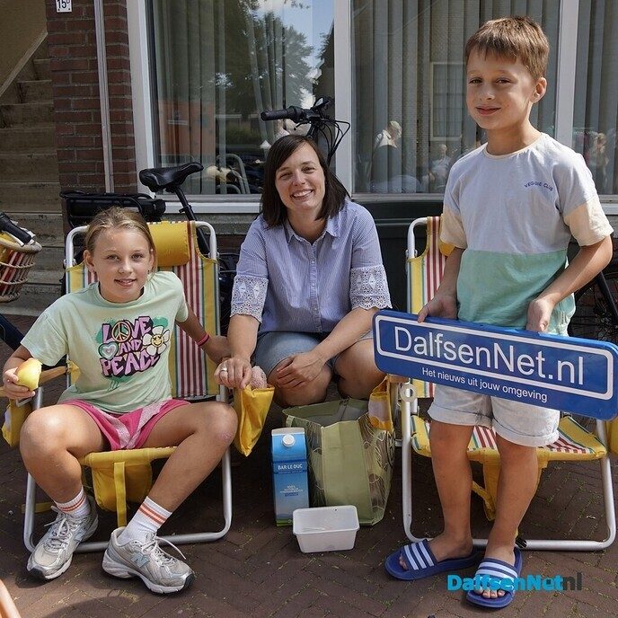 Bordje DalfsenNet op derde Blauwe Bogen Dag - Foto: Paul Scholten