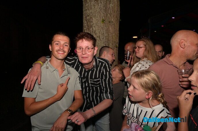 Nikki’s Viert De Zomer zorgt voor uitverkocht feest op Kerkplein - Foto: Johan Bokma