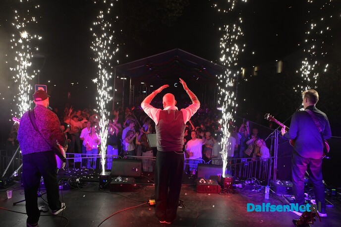 Nikki’s Viert De Zomer sluit af met spetterend feest op het Kerkplein - Foto: Johan Bokma