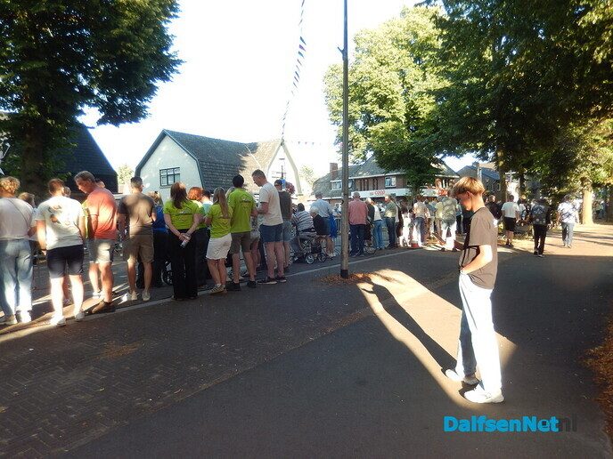Het gaat knallen in Luttenberg - Foto: Willy