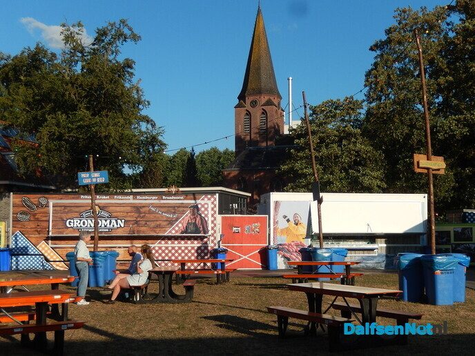 Het gaat knallen in Luttenberg - Foto: Willy
