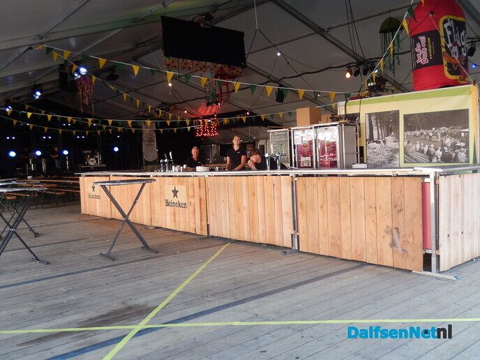 Het gaat knallen in Luttenberg - Foto: Willy