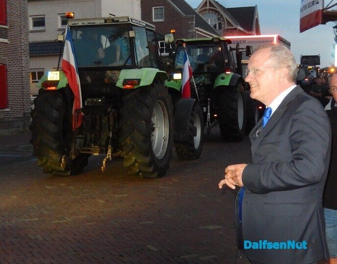 Evenemententerrein Dalfsen nog even goed gebruikt vanavond - Foto: Willy