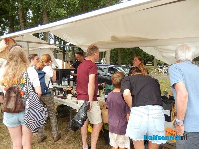Fantastische Vilstermarkt vandaag: eindelijk weer heerlijk eropuit - Foto: Willy