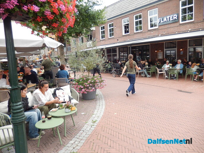 Ommer Bissingh sluit serie woensdagen af met ouderwetse gezelligheid - Foto: Willy