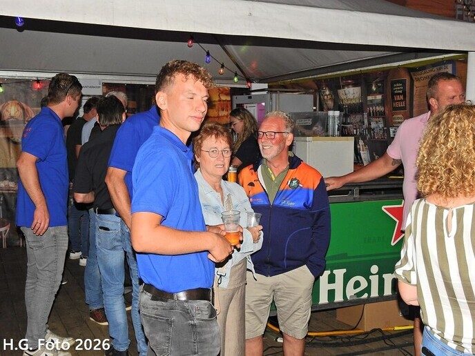 Eerste oranjefeest dag prima verlopen.
