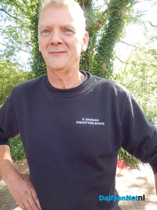 Zeer sfeervolle maandmarkt in IJhorst - Foto: Willy