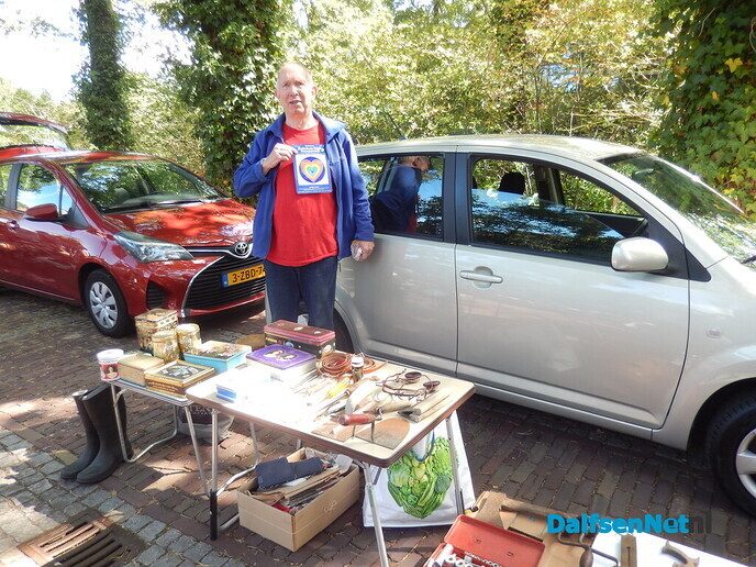 Zeer sfeervolle maandmarkt in IJhorst - Foto: Willy