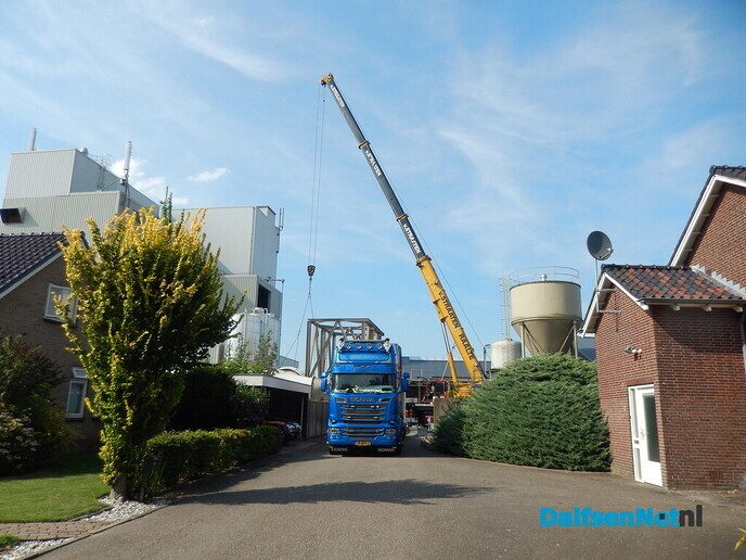 Silo vertrekt uit Dalfsen - Foto: Willy