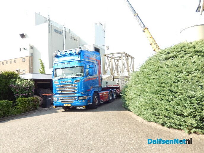 Silo vertrekt uit Dalfsen - Foto: Willy