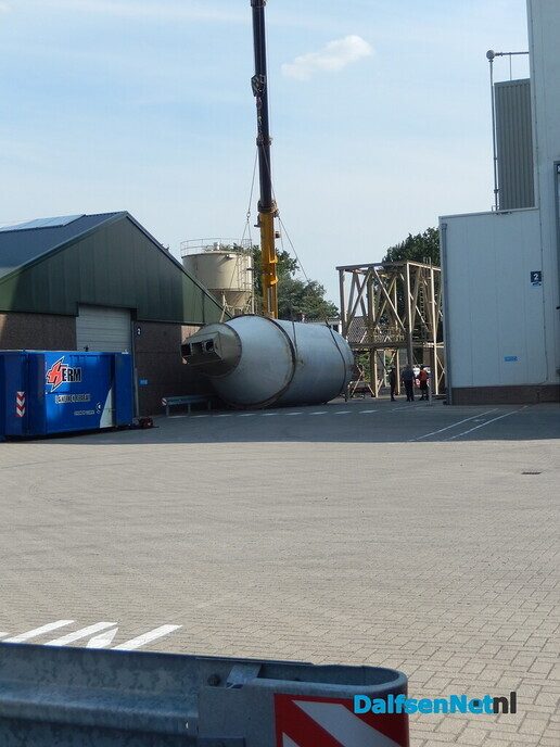 Silo vertrekt uit Dalfsen - Foto: Willy