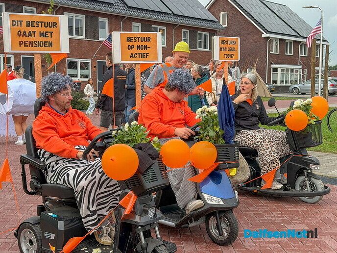 Foto’s Oranje optocht Oudleusen - Foto: Ruud Montagne