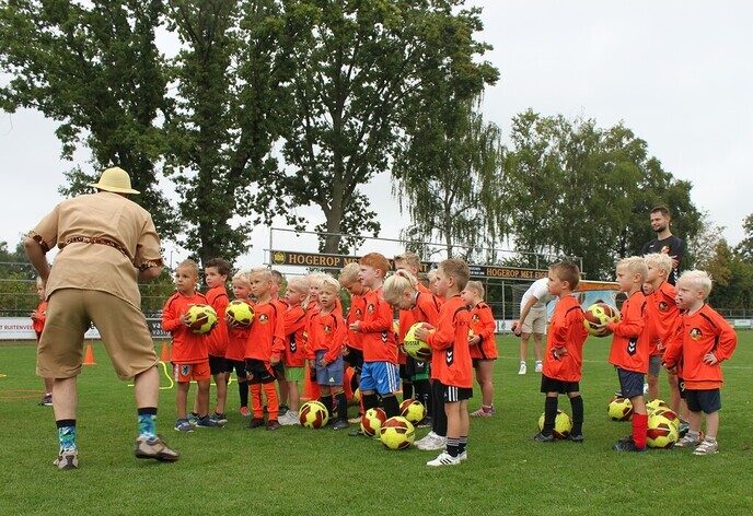 Gratis voetbalshirt bij deelname Jong Oranje op open dag S.V. - Foto: Ingezonden foto