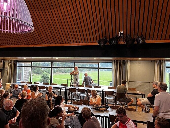 Eerste klussendag FC Dalfsen prima verlopen - Foto: Ingezonden foto